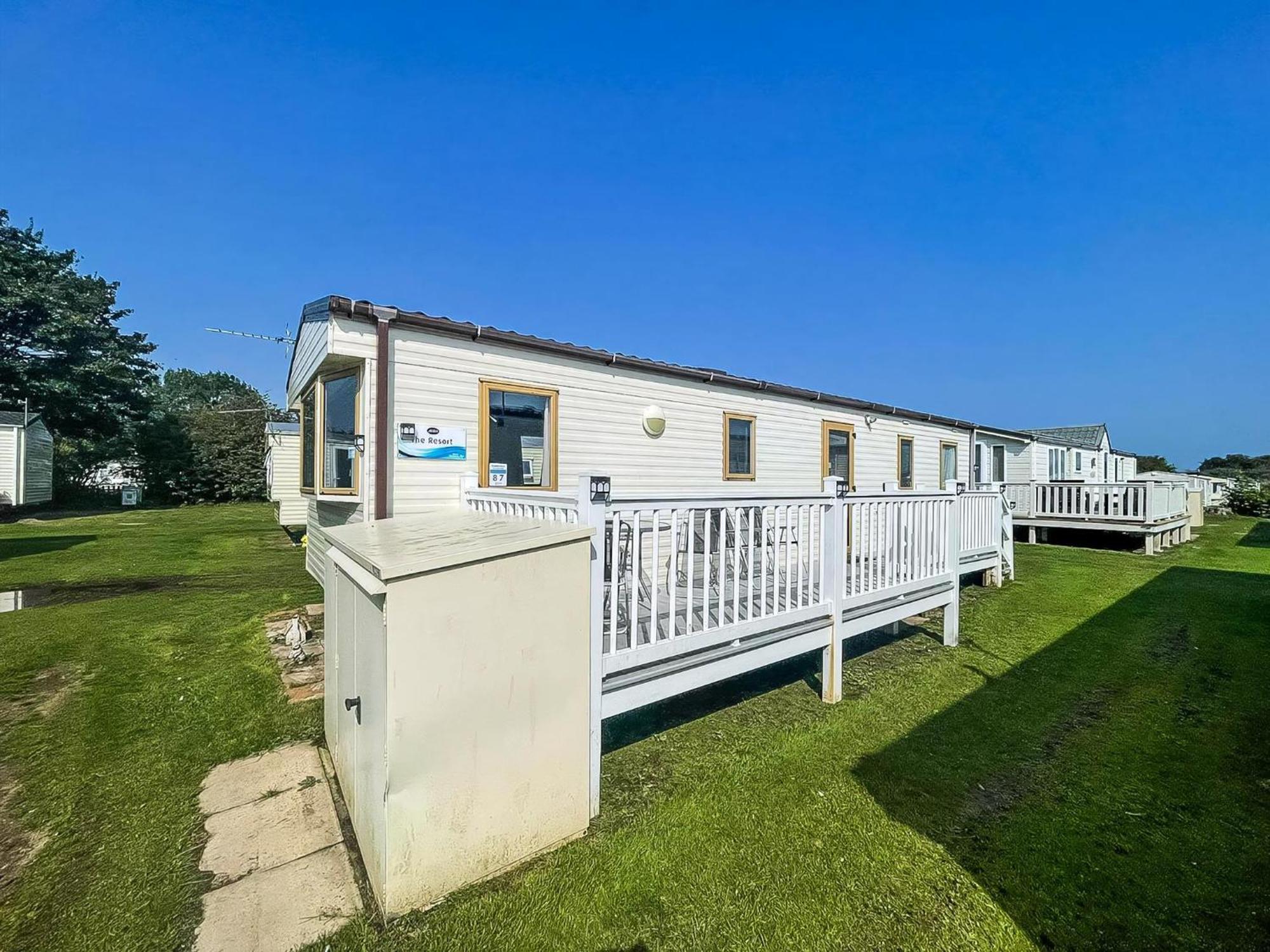 8 Berth Caravan With Decking At Sunnydale In Lincolnshire Ref 35087S 劳斯 外观 照片